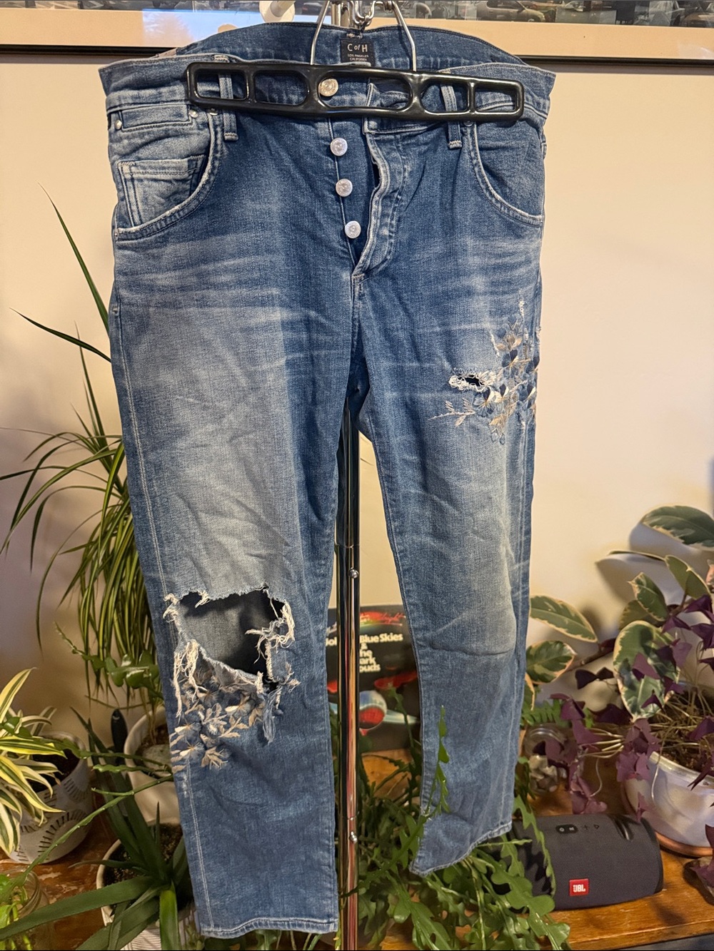 Citizens Of Humanity Distressed Boyfriend Jeans - Medium Blue